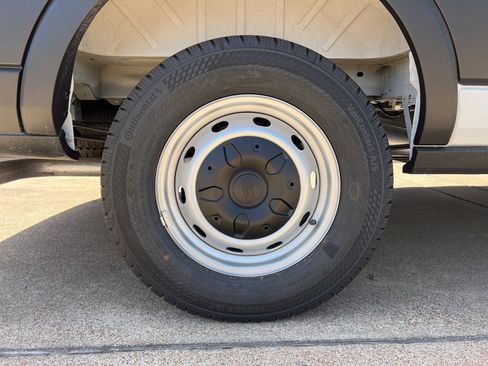 New 2025 Ford Transit 250 148 Medium Roof w/ Load Area Protection Package image 7