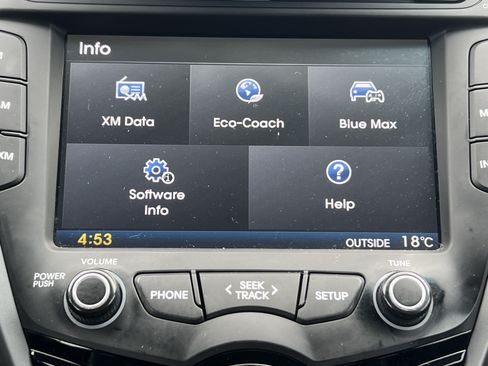 Used 2016 Hyundai Veloster Turbo FWD image 12