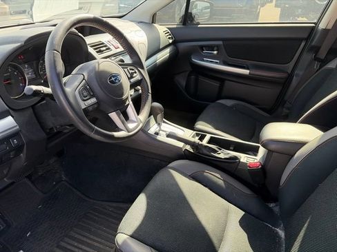 Used 2017 Subaru Crosstrek 2.0i Premium w/ Moonroof Package AWD/4WD image 14