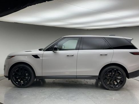New 2026 Land Rover Range Rover Sport SE AWD/4WD image 5