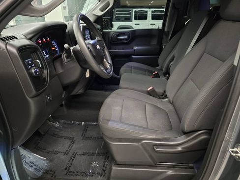 Used 2020 Chevrolet Silverado 1500 Custom w/ Custom Value Package RWD image 19