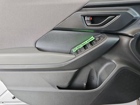 Certified 2025 Subaru Crosstrek 2.5i Premium AWD/4WD image 26