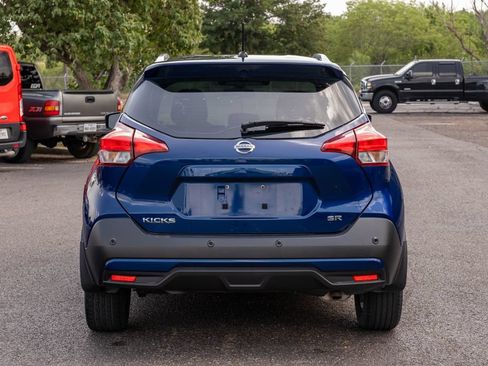 Used 2020 Nissan Kicks SR FWD image 4