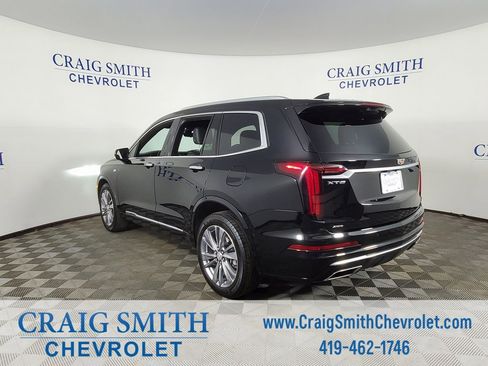 Used 2023 Cadillac XT6 Premium Luxury image 11