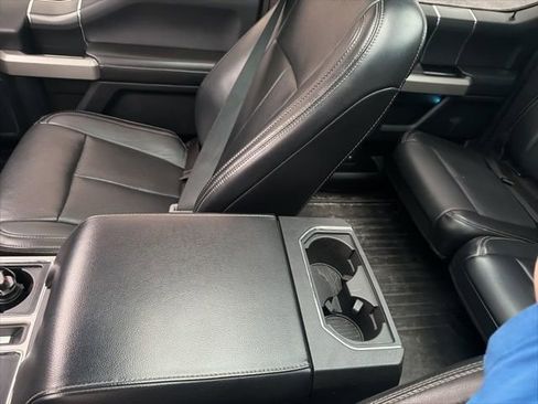 Used 2018 Ford F150 Lariat w/ Equipment Group 502A Luxury AWD/4WD image 25