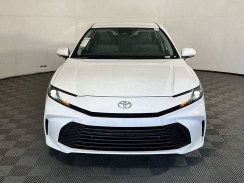 Certified 2025 Toyota Camry LE w/ Convenience Package FWD image 8