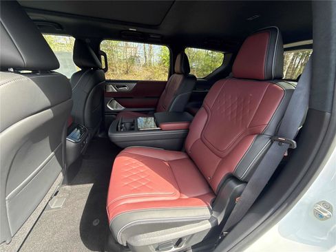 New 2026 INFINITI QX80 Autograph AWD/4WD image 12
