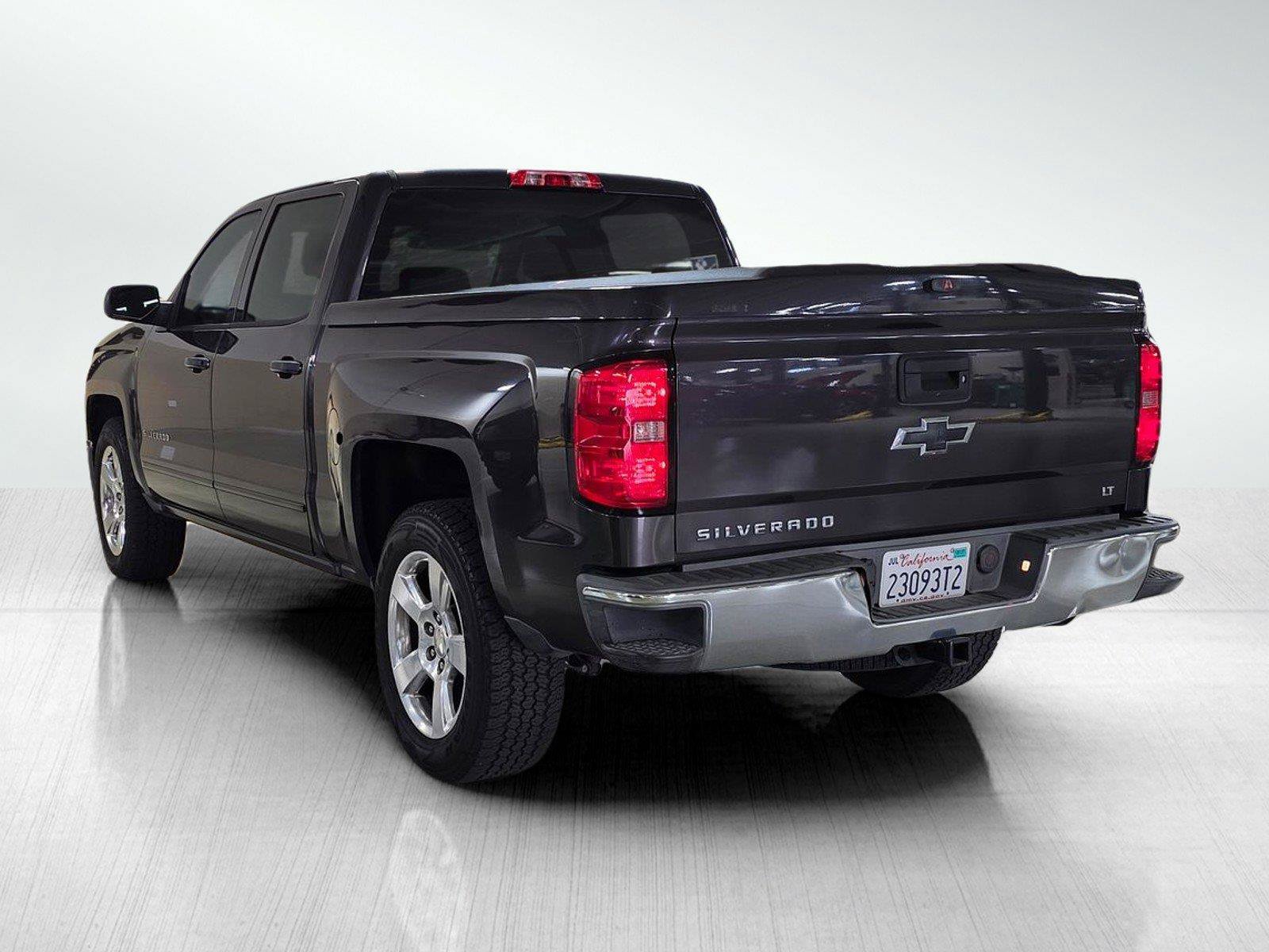 Used 2015 Chevrolet Silverado 1500 LT w/ LT Convenience Package RWD image 5