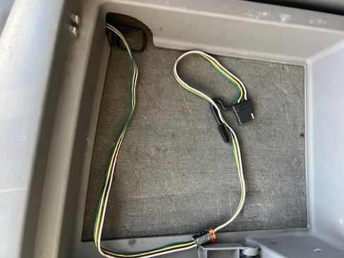 Used 2005 Chevrolet Venture LS w/ Easy Order Package FWD image 37