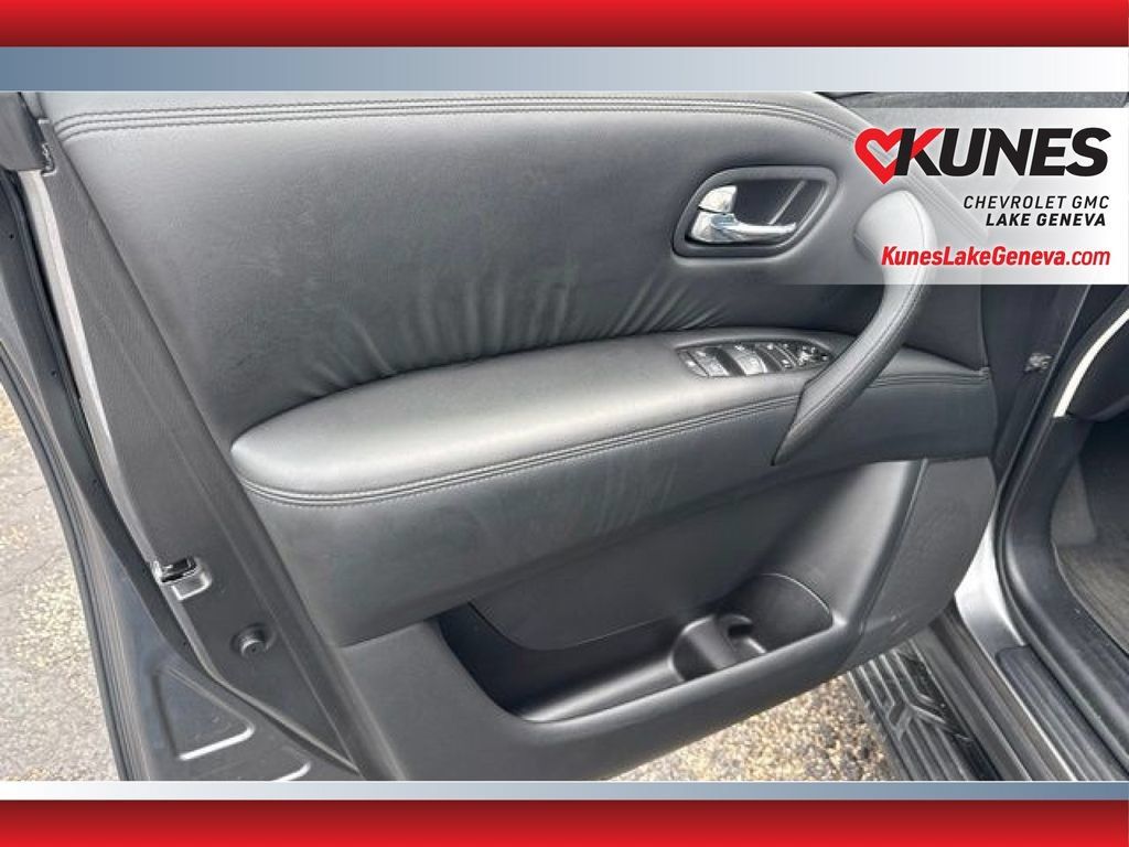 Used 2022 Nissan Armada SV w/ SV Appearance Package AWD/4WD image 13