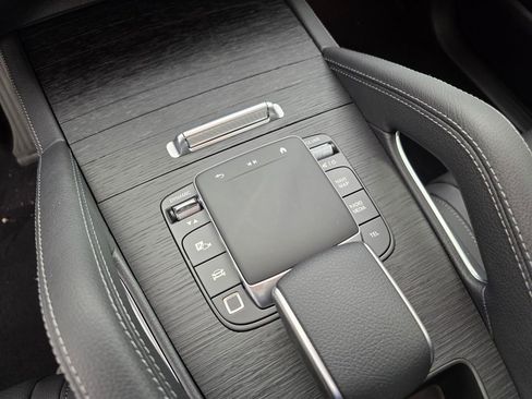 New 2026 Mercedes-Benz GLE 450 4MATIC image 18