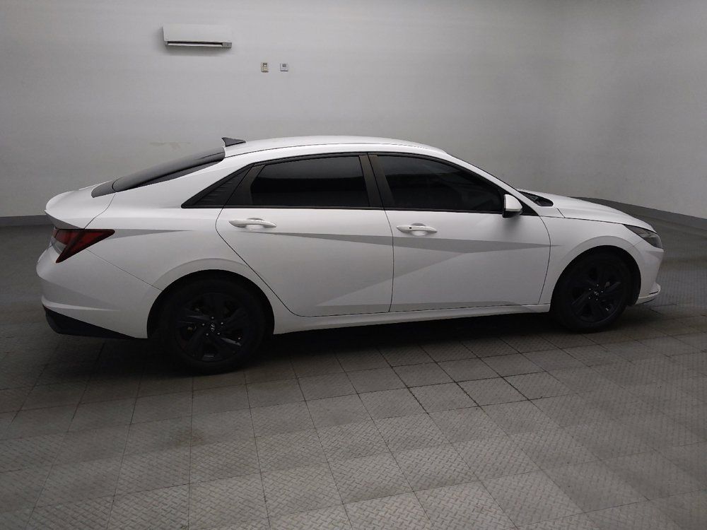 Used 2023 Hyundai Elantra SEL FWD image 10