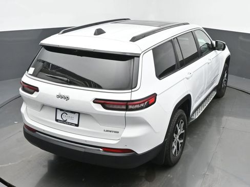 Used 2024 Jeep Grand Cherokee L Limited w/ Luxury Tech Group II image 39