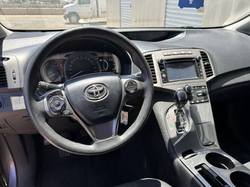Used 2013 Toyota Venza LE FWD image 6