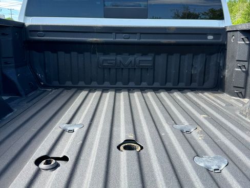 Used 2025 GMC Sierra 2500 Denali Ultimate AWD/4WD image 10