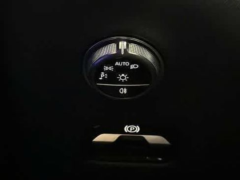 Certified 2026 Mercedes-Benz GLC 300 4MATIC image 16