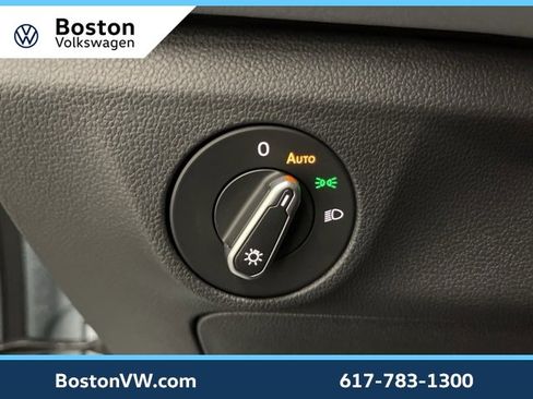 New 2026 Volkswagen Jetta SE image 18