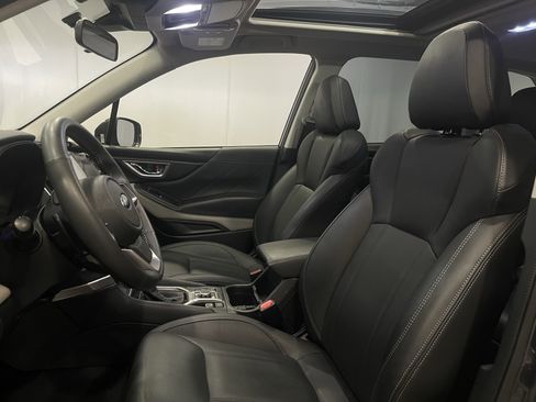 Used 2023 Subaru Forester Limited AWD/4WD image 14