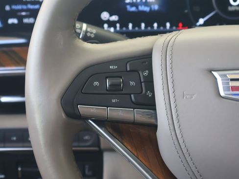 Used 2022 Cadillac Escalade ESV Premium Luxury Platinum w/ LPO, Radiant Package AWD/4WD image 19
