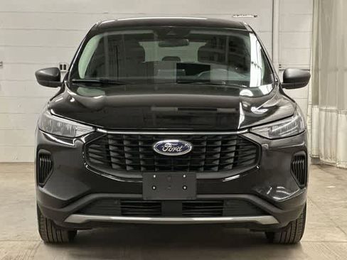 Used 2025 Ford Escape Active AWD/4WD image 11