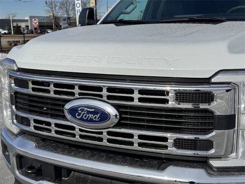 New 2025 Ford F550 4x4 SuperCab Super Duty image 5