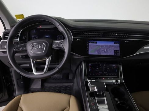 Certified 2025 Audi Q7 3.0T Premium Plus AWD/4WD image 21