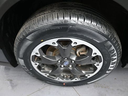 Used 2021 Subaru Crosstrek 2.0i Premium w/ Moonroof Package image 14