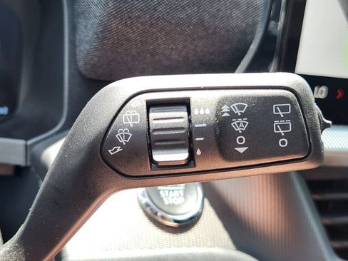 Used 2025 Ford Explorer ST-Line w/ Premium Package AWD/4WD image 33