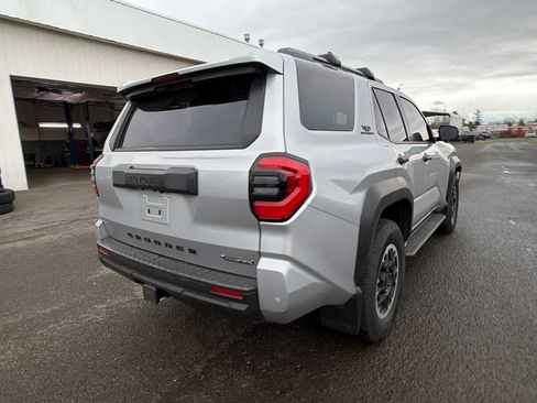 Certified 2025 Toyota 4Runner TRD Off-Road Premium image 4