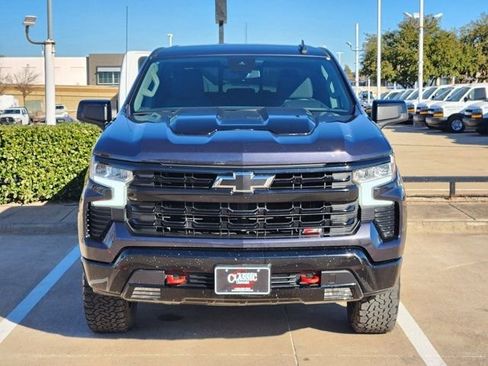 Used 2024 Chevrolet Silverado 1500 LT Trail Boss w/ Convenience Package II image 11
