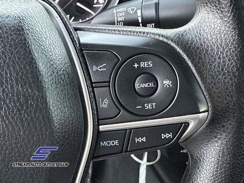 Used 2023 Toyota Camry LE image 26