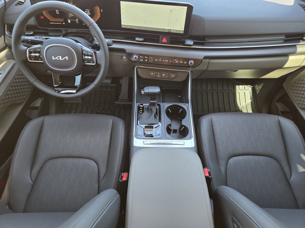 New 2026 Kia Carnival EX FWD image 20