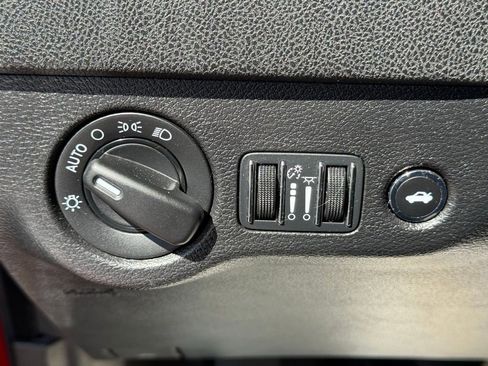 Used 2022 Dodge Charger SXT image 14