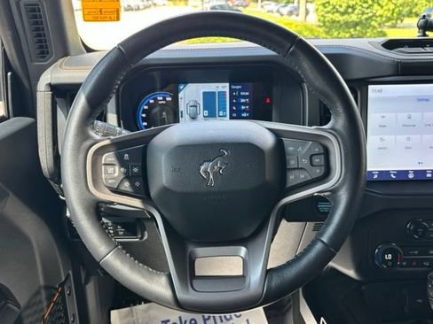 Used 2024 Ford Bronco Badlands AWD/4WD image 19