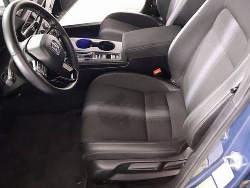 Used 2025 Honda Civic Sport image 10