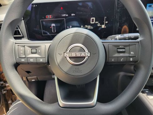New 2026 Nissan Kicks SV w/ SV Premium Package FWD image 9