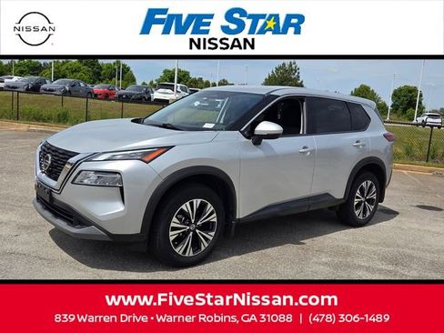 Used 2021 Nissan Rogue SV FWD image 3