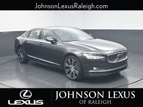 Used 2024 Volvo S90 B6 Ultimate image 3
