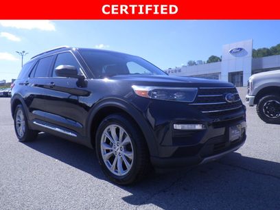 Certified 2023 Ford Explorer XLT w/ Equipment Group 202A