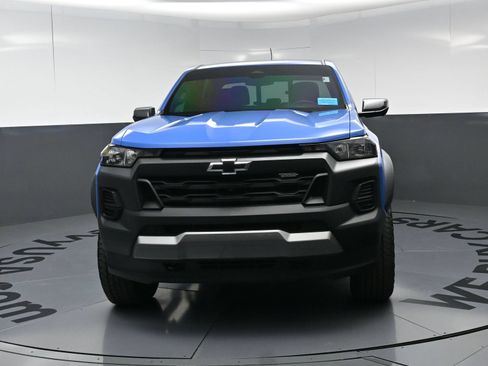 Used 2025 Chevrolet Colorado Trail Boss AWD/4WD image 5