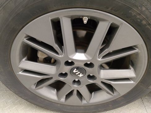 Used 2020 Kia Soul EX image 31