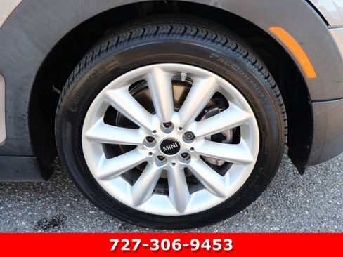 Used 2022 MINI Cooper Clubman S w/ Signature Upholstery Package image 23