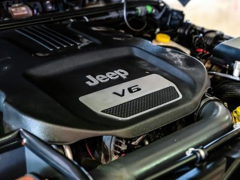 Used 2016 Jeep Wrangler Sport image 48