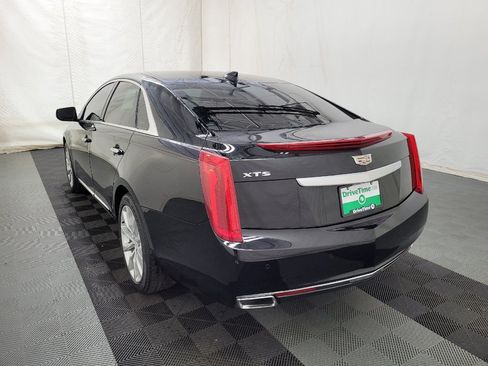 Used 2017 Cadillac XTS Luxury FWD image 5