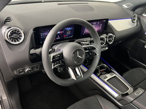 Used 2026 Mercedes-Benz GLA 35 AMG AMG 35 image 18