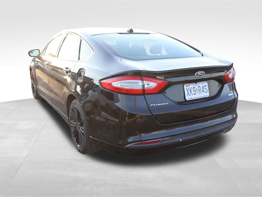 Used 2016 Ford Fusion SE w/ Equipment Group 202A FWD image 22