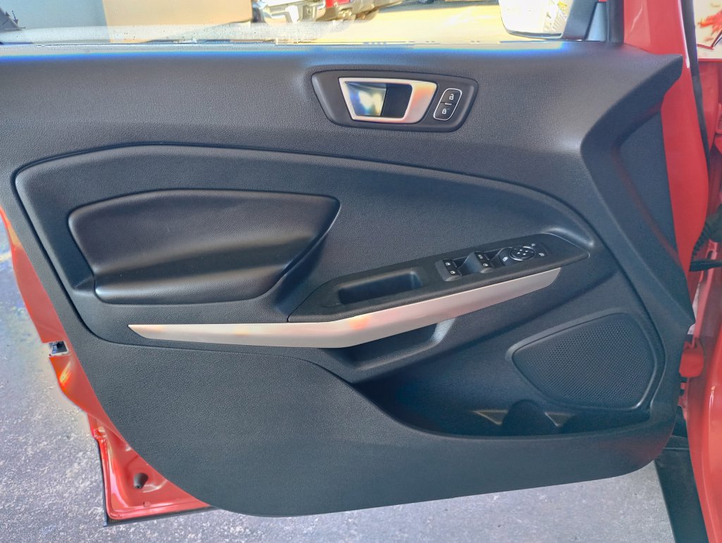 Used 2021 Ford EcoSport Titanium FWD image 12