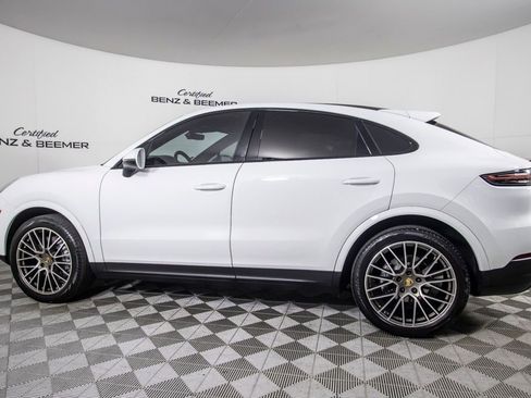 Used 2023 Porsche Cayenne Coupe AWD/4WD image 11