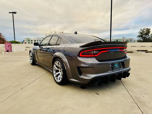 Used 2017 Dodge Charger R/T w/ Driver Confidence Group image 11