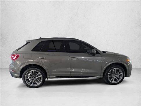 Certified 2024 Audi Q3 2.0T Premium Plus image 4